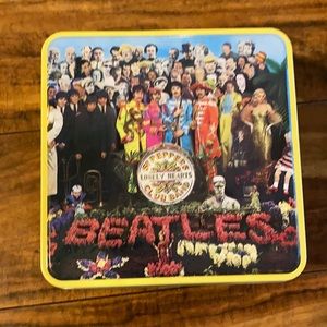 Beatles tin with puzzle.